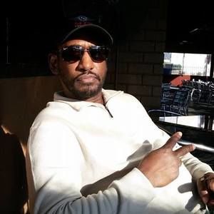 Meet your Posher, Raymond